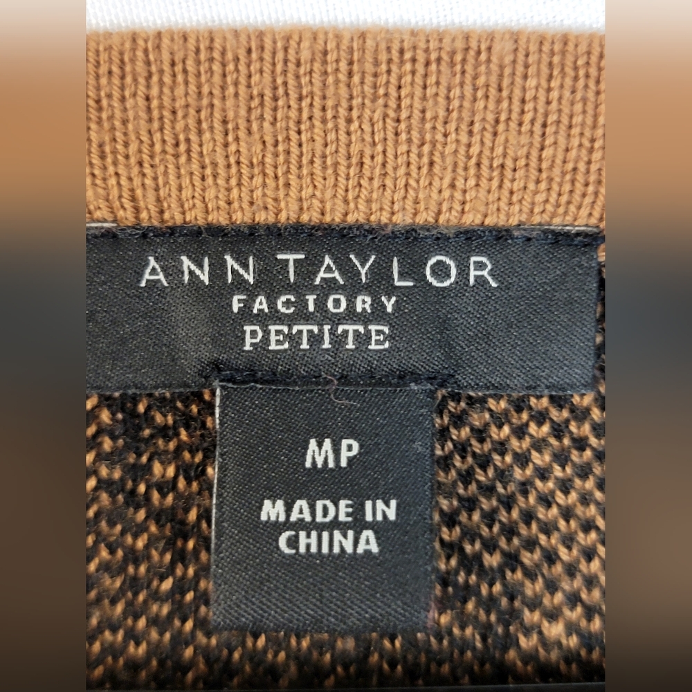 Ann Taylor Factory Animal Print Sweater - Tan and Black Size MP - Picture 2 of 4